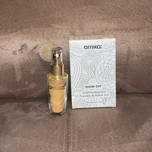 Amika Show Off Gold Finishing Dust - .4 Oz.